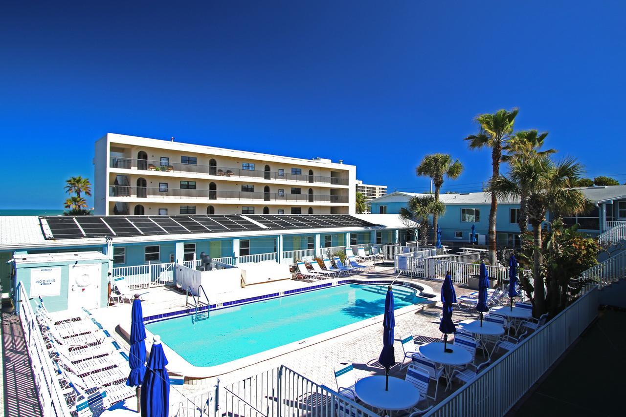 Nautical Watch Aparthotel Belleair Beach Exteriör bild
